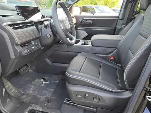 2025 GMC Sierra EV Denali