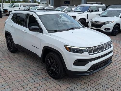 2022 Jeep Compass Latitude Lux