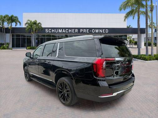 Onyx Black 2025 GMC Yukon XL Elevation