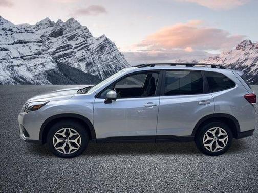 2023 Subaru Forester Premium