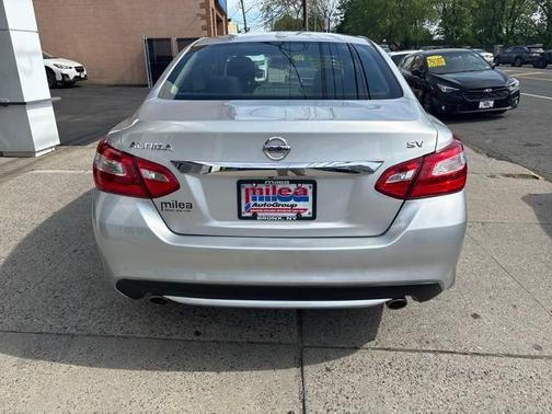 2017 Nissan Altima 2.5 SV