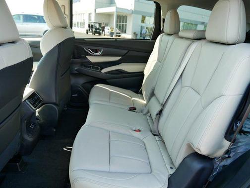 2025 Subaru Ascent Limited 8-Passenger