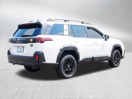 Crystal White Pearl 2026 Subaru Outback Wilderness