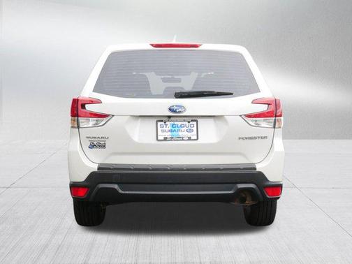 2022 Subaru Forester Base