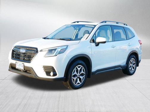 2023 Subaru Forester Premium