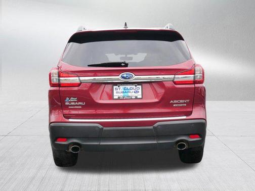 Crimson Red Pearl 2022 Subaru Ascent Limited 7-Passenger