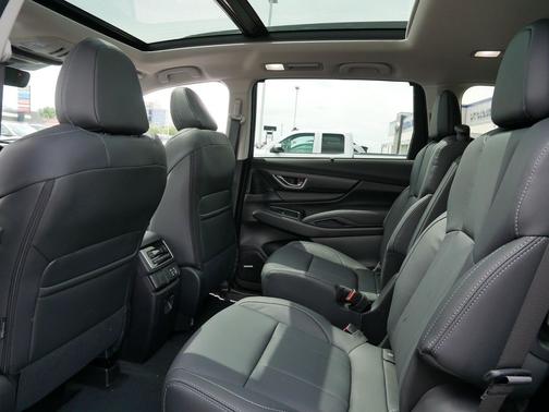 Sapphire Blue Pearl 2026 Subaru Ascent Limited 7-Passenger