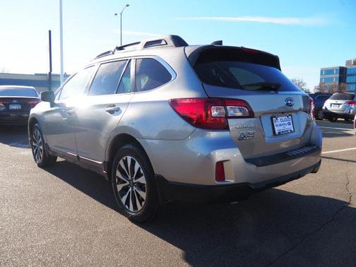 Tungsten Metallic 2016 Subaru Outback 2.5i Limited