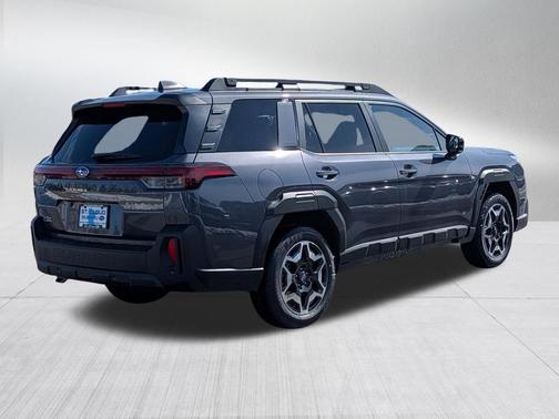 Magnetite Gray Metallic 2026 Subaru Outback Touring
