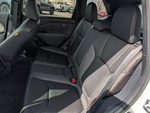 CRYST WHT PEARL 2026 Subaru Forester Wilderness