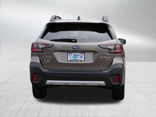 2022 Subaru Outback Limited XT