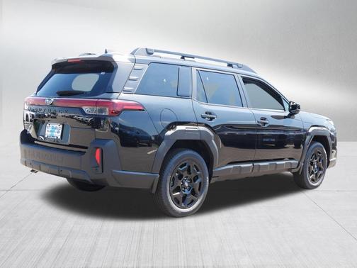 Crystal Black Silica 2026 Subaru Outback Limited