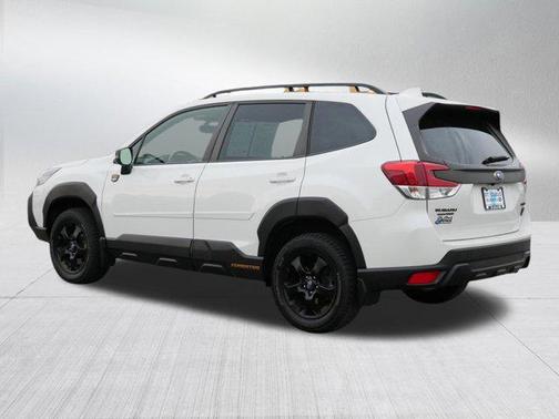 Crystal White Pearl 2023 Subaru Forester Wilderness