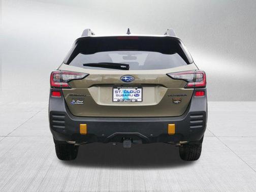 Autumn Green Metallic 2025 Subaru Outback Wilderness