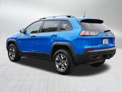 Hydro Blue Pearlcoat 2019 Jeep Cherokee Trailhawk
