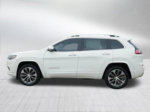 2019 Jeep Cherokee Overland