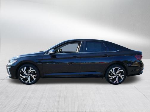 Deep Black Pearl 2025 Volkswagen Jetta 1.5T SEL