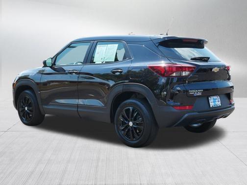 Mosaic Black Metallic 2023 Chevrolet Trailblazer LS