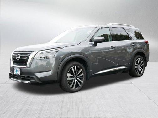 2024 Nissan Pathfinder Platinum 4WD