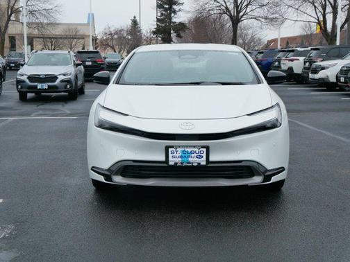 2024 Toyota Prius XLE