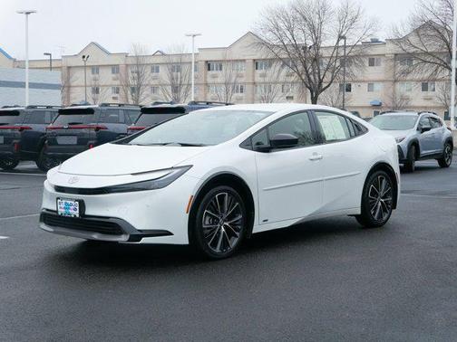 2024 Toyota Prius XLE