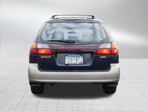 2002 Subaru Outback Base