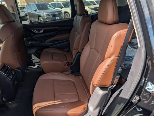 Crystal Black Silica 2026 Subaru Ascent Touring 7-Passenger
