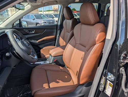 Crystal Black Silica 2026 Subaru Ascent Touring 7-Passenger
