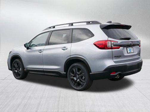 Ice Silver Metallic 2026 Subaru Ascent Onyx Edition Touring 7-Passenger