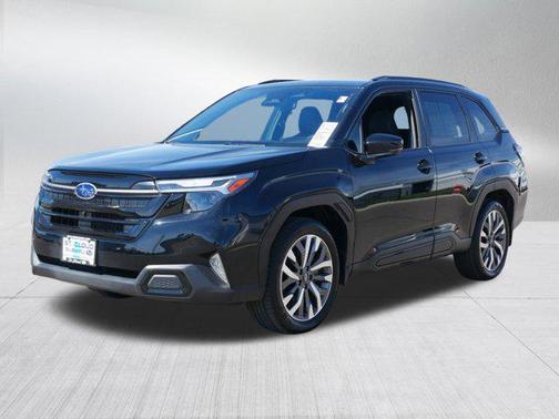 Crystal Black Silica 2025 Subaru Forester Touring