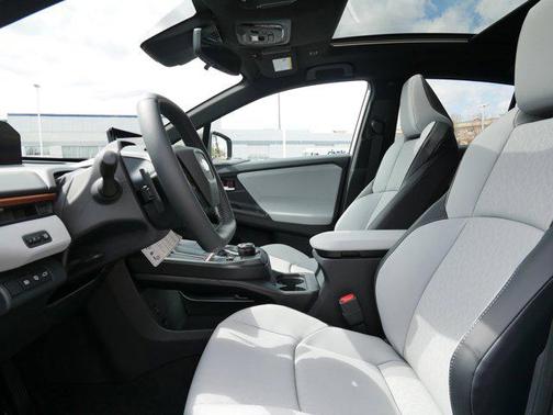 Cosmic White Pearl 2026 Subaru Uncharted GT