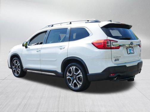Crystal White Pearl 2023 Subaru Ascent Touring 7-Passenger
