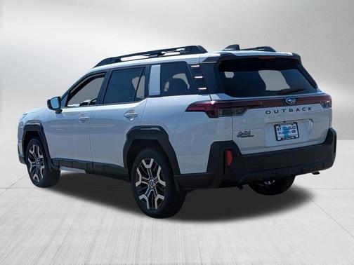 Crystal White Pearl 2026 Subaru Outback Touring XT