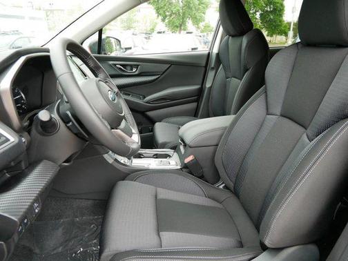 2025 Subaru Ascent Premium 8-Passenger