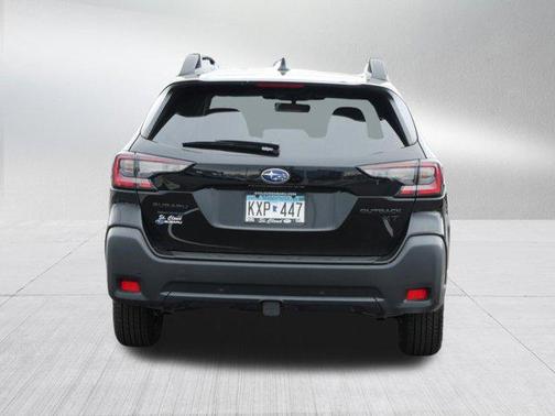 Crystal Black Silica 2024 Subaru Outback Onyx Edition XT