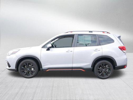 Ice Silver Metallic 2023 Subaru Forester Sport