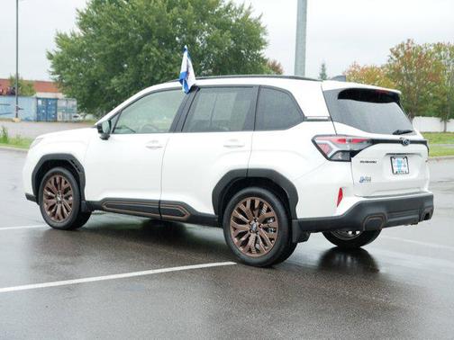 2025 Subaru Forester Sport