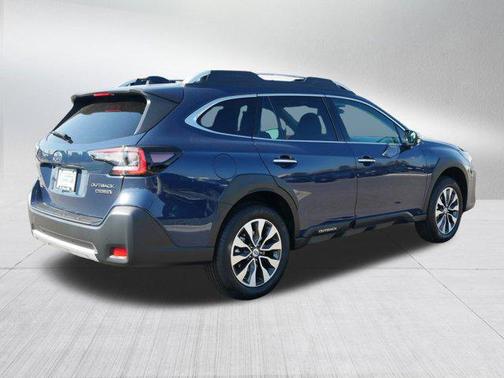 2025 Subaru Outback Touring