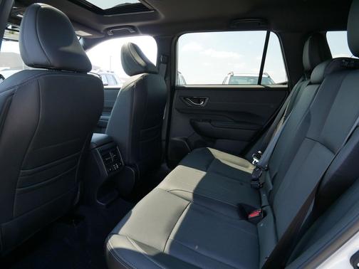 Crystal White Pearl 2026 Subaru Outback Touring XT