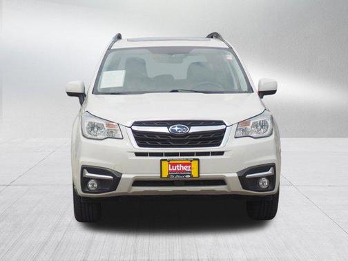 Crystal White Pearl 2018 Subaru Forester 2.5i Limited