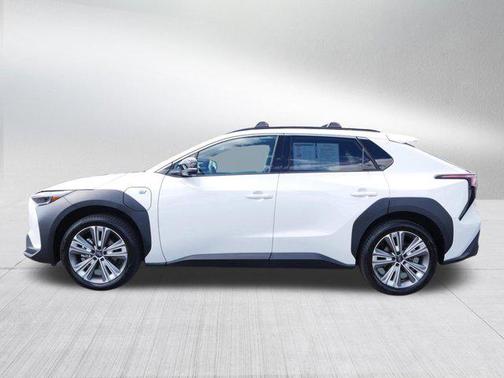 Cosmic White Pearl 2024 Subaru Solterra Touring