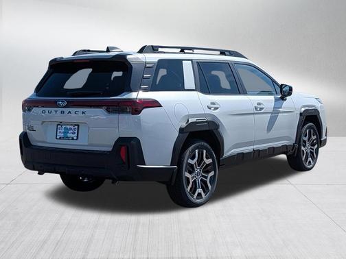 Crystal White Pearl 2026 Subaru Outback Touring XT