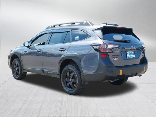 Magnetite Gray Metallic 2025 Subaru Outback Wilderness