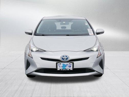 2016 Toyota Prius Three