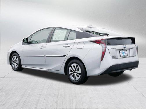 2016 Toyota Prius Three