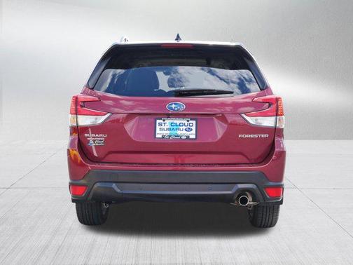 Crimson Red Pearl 2024 Subaru Forester Limited