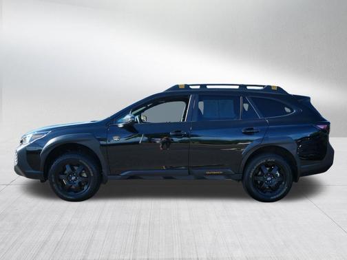 Crystal Black Silica 2025 Subaru Outback Wilderness