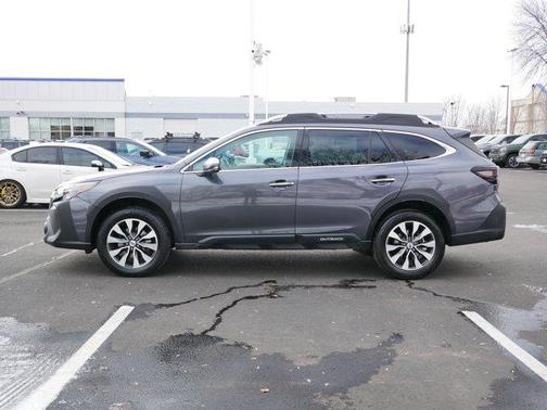 2025 Subaru Outback Touring