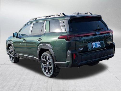 Deep Emerald Green Pearl 2026 Subaru Outback Touring XT