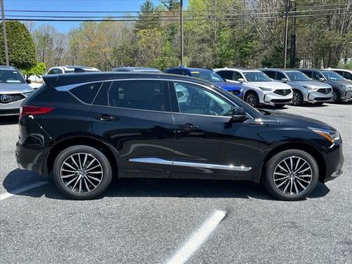 2025 Acura RDX Advance Package